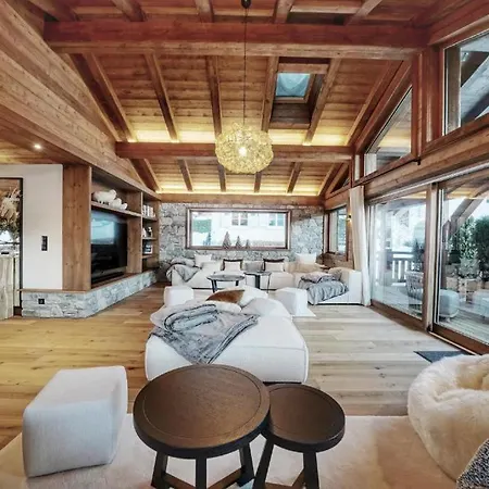 Luxury Chalet With Indoor Pool And Sauna Megeve